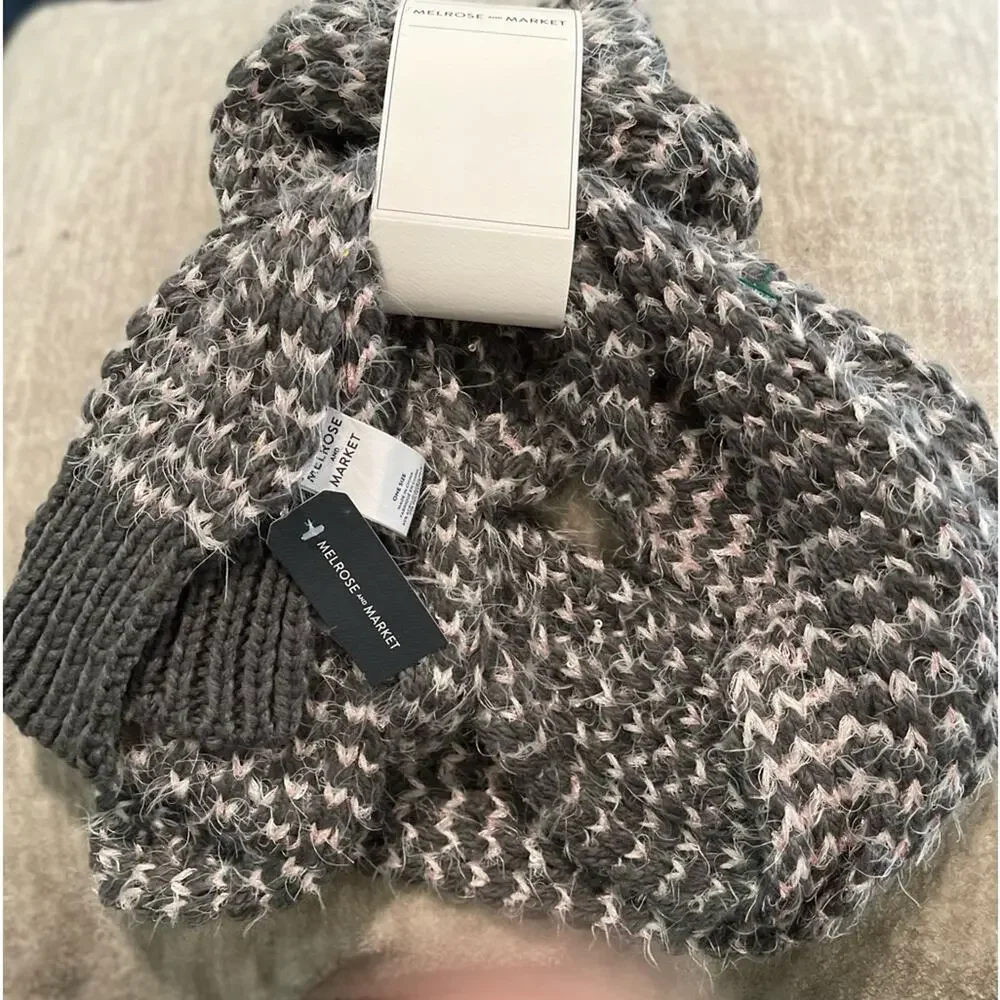 Melrose & Market Marled Gray/ Pink Chunky Garter Knit Infinity Loop Scarf OS